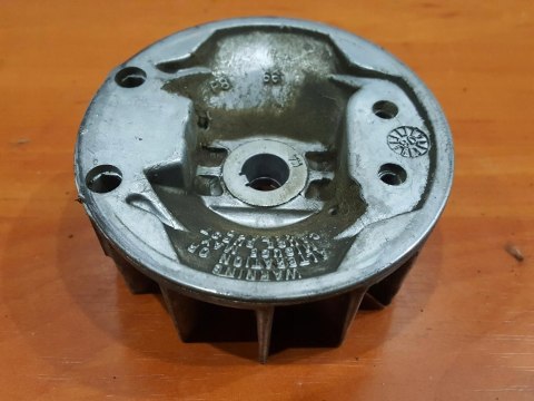 CRAFTSMAN WEEDWACKER 32CC MAGNETO KOŁO MAGNESOWE CRAFTSMAN WEEDWACKER 32CC MAGNETO KOŁO MAGNESOWE