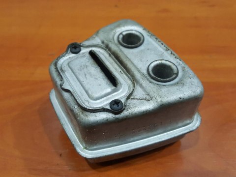 CRAFTSMAN WEEDWACKER 32CC TŁUMIK WYDECH CRAFTSMAN WEEDWACKER 32CC TŁUMIK WYDECH