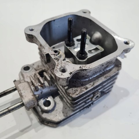 CUB CADET CC 550 SP GŁOWICA CYLINDRA CUB CADET CC 550 SP GŁOWICA CYLINDRA
