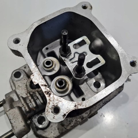 CUB CADET CC 550 SP GŁOWICA CYLINDRA CUB CADET CC 550 SP GŁOWICA CYLINDRA