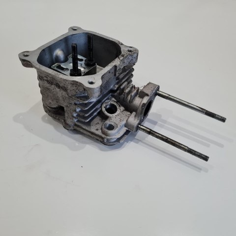 CUB CADET CC 550 SP GŁOWICA CYLINDRA CUB CADET CC 550 SP GŁOWICA CYLINDRA