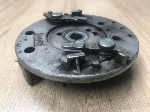 OLEO-MAC BV 900 MAGNETO KOŁO MAGNESOWE OLEO-MAC BV 900 MAGNETO KOŁO MAGNESOWE