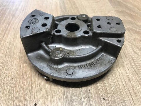 OLEO-MAC BV 900 MAGNETO KOŁO MAGNESOWE OLEO-MAC BV 900 MAGNETO KOŁO MAGNESOWE
