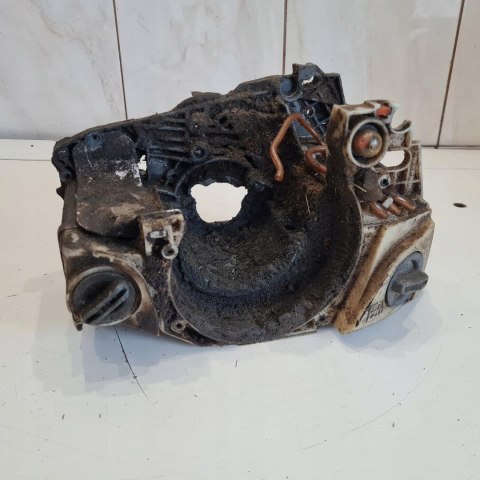 OLEO-MAC GS 350 KARTER OBUDOWA SILNIKA KORPUS ZBIORNIK OLEO-MAC GS 350 KARTER OBUDOWA SILNIKA KORPUS ZBIORNIK