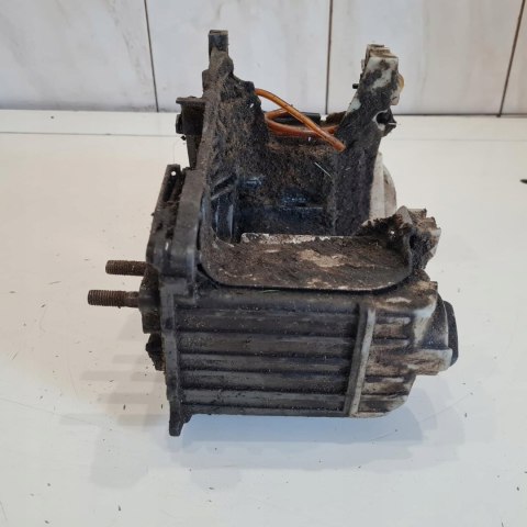 OLEO-MAC GS 350 KARTER OBUDOWA SILNIKA KORPUS ZBIORNIK OLEO-MAC GS 350 KARTER OBUDOWA SILNIKA KORPUS ZBIORNIK