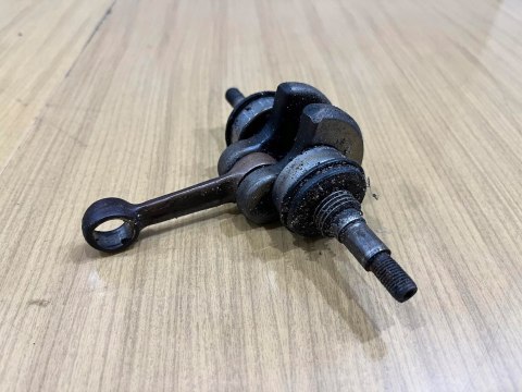 JONSERED 2040 TURBO WAŁ KORBOWY KORBOWÓD JONSERED 2040 TURBO WAŁ KORBOWY KORBOWÓD