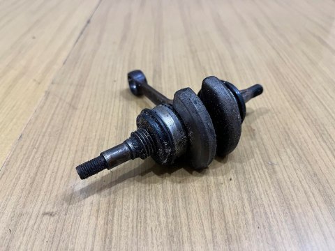 JONSERED 2040 TURBO WAŁ KORBOWY KORBOWÓD JONSERED 2040 TURBO WAŁ KORBOWY KORBOWÓD
