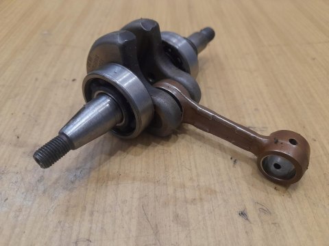 JONSERED 2045 TURBO WAŁ KORBOWY KORBOWÓD JONSERED 2045 TURBO WAŁ KORBOWY KORBOWÓD