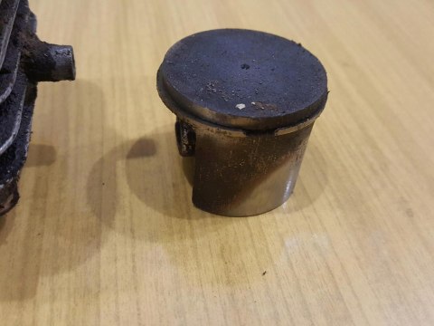 JONSERED 451 CYLINDER TŁOK KOMPLET JONSERED 451 CYLINDER TŁOK KOMPLET