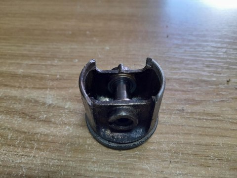 JONSERED 451E CYLINDER TŁOK ORYGINAŁ KOMPLET JONSERED 451E CYLINDER TŁOK ORYGINAŁ KOMPLET