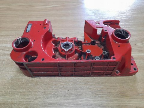 JONSERED 451E KARTER OBUDOWA SILNIKA POŁÓWKA JONSERED 451E KARTER OBUDOWA SILNIKA POŁÓWKA
