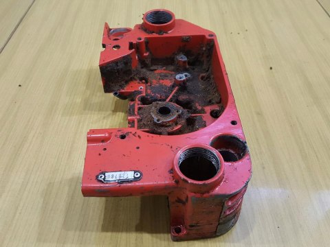 JONSERED 451E KARTER OBUDOWA SILNIKA POŁÓWKA JONSERED 451E KARTER OBUDOWA SILNIKA POŁÓWKA