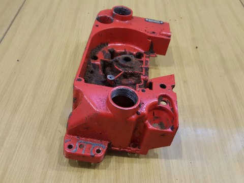 JONSERED 451E KARTER OBUDOWA SILNIKA POŁÓWKA JONSERED 451E KARTER OBUDOWA SILNIKA POŁÓWKA
