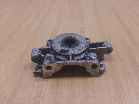 OLEO-MAC 951 KARTER OBUDOWA SILNIKA POŁÓWKA KORPUS OLEO-MAC 951 KARTER OBUDOWA SILNIKA POŁÓWKA KORPUS