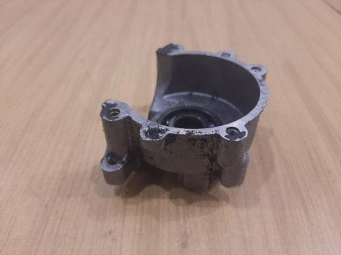 OLEO-MAC 951 KARTER OBUDOWA SILNIKA POŁÓWKA KORPUS OLEO-MAC 951 KARTER OBUDOWA SILNIKA POŁÓWKA KORPUS