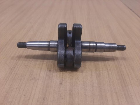 OLEO-MAC 951 WAŁ KORBOWY KORBOWÓD OLEO-MAC 951 WAŁ KORBOWY KORBOWÓD