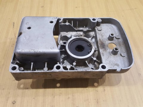 OLEO-MAC BV 162 KARTER OBUDOWA SILNIKA KORPUS OLEO-MAC BV 162 KARTER OBUDOWA SILNIKA KORPUS