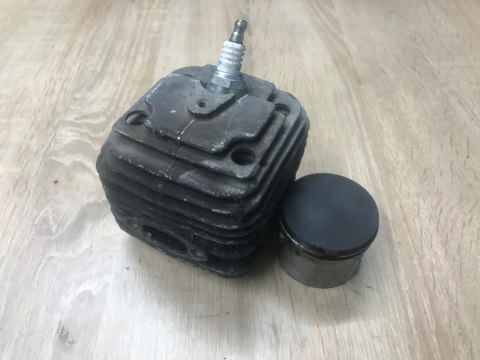 OLEO-MAC BV 900 CYLINDER TŁOK ORYGINAŁ KOMPLET OLEO-MAC BV 900 CYLINDER TŁOK ORYGINAŁ KOMPLET