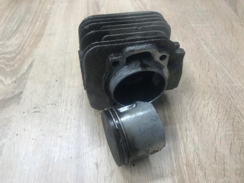OLEO-MAC BV 900 CYLINDER TŁOK ORYGINAŁ KOMPLET OLEO-MAC BV 900 CYLINDER TŁOK ORYGINAŁ KOMPLET