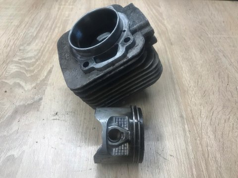 OLEO-MAC BV 900 CYLINDER TŁOK ORYGINAŁ KOMPLET OLEO-MAC BV 900 CYLINDER TŁOK ORYGINAŁ KOMPLET