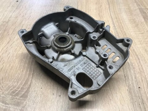 OLEO-MAC BV 900 KARTER OBUDOWA SILNIKA KORPUS OLEO-MAC BV 900 KARTER OBUDOWA SILNIKA KORPUS