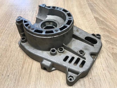 OLEO-MAC BV 900 KARTER OBUDOWA SILNIKA KORPUS OLEO-MAC BV 900 KARTER OBUDOWA SILNIKA KORPUS