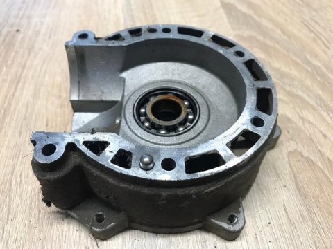 OLEO-MAC BV 900 KARTER OBUDOWA SILNIKA KORPUS OLEO-MAC BV 900 KARTER OBUDOWA SILNIKA KORPUS