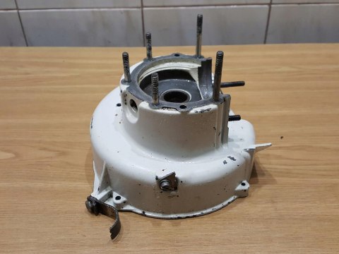 STIHL 1106 CONTRA KARTER OBUDOWA POŁÓWKA BLOK STIHL 1106 CONTRA KARTER OBUDOWA POŁÓWKA BLOK