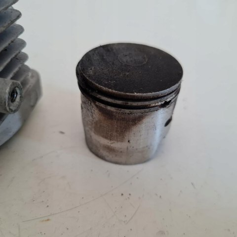 JCB PHT24F CYLINDER TŁOK ORYGINAŁ KOMPLET JCB PHT24F CYLINDER TŁOK ORYGINAŁ KOMPLET