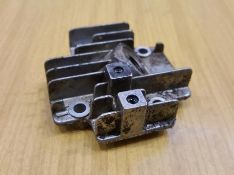 OLEO-MAC 935 DF POKRYWA CYLINDRA GŁOWICA OLEO-MAC 935 DF POKRYWA CYLINDRA GŁOWICA