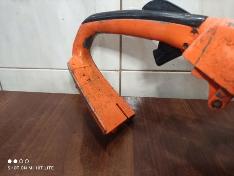 STIHL 045 AV RĄCZKA OBUDOWA UCHWYT STIHL 045 AV RĄCZKA OBUDOWA UCHWYT