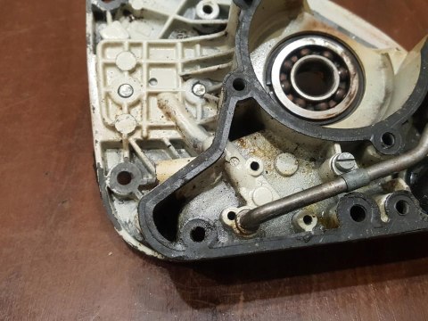 STIHL 045 KARTER POŁÓWKA SILNIKA BLOK STIHL 045 KARTER POŁÓWKA SILNIKA BLOK