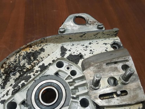 STIHL 045 KARTER POŁÓWKA SILNIKA BLOK STIHL 045 KARTER POŁÓWKA SILNIKA BLOK