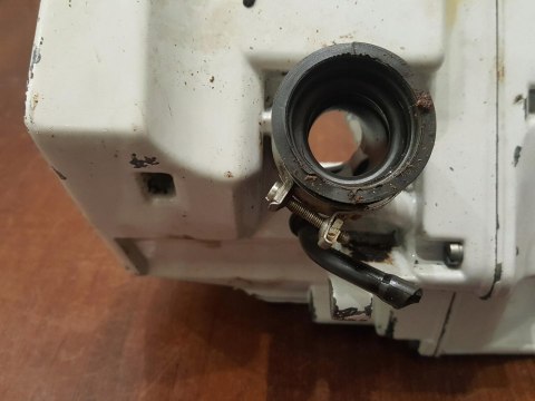 STIHL 045 OBUDOWA ZBIORNIK STIHL 045 OBUDOWA ZBIORNIK