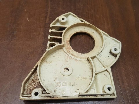 STIHL 045 OSŁONA OBUDOWA POKRYWA MASKOWNICA STIHL 045 OSŁONA OBUDOWA POKRYWA MASKOWNICA