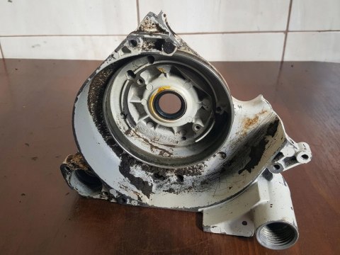 STIHL 056 AV KARTER OBUDOWA SILNIKA POŁÓWKA BLOK STIHL 056 AV KARTER OBUDOWA SILNIKA POŁÓWKA BLOK