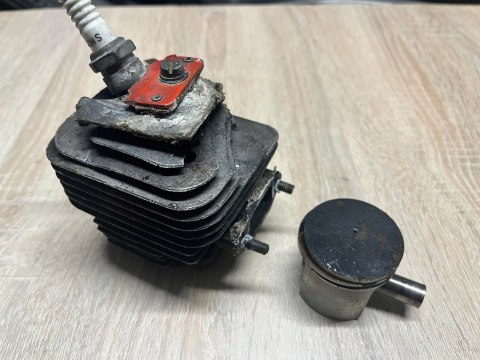 STIHL 08 08S CYLINDER TŁOK KOMPLET STIHL 08 08S CYLINDER TŁOK KOMPLET