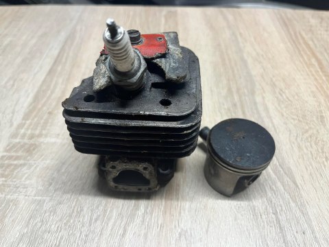STIHL 08 08S CYLINDER TŁOK KOMPLET STIHL 08 08S CYLINDER TŁOK KOMPLET