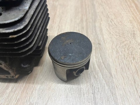 STIHL 08 08S CYLINDER TŁOK KOMPLET STIHL 08 08S CYLINDER TŁOK KOMPLET