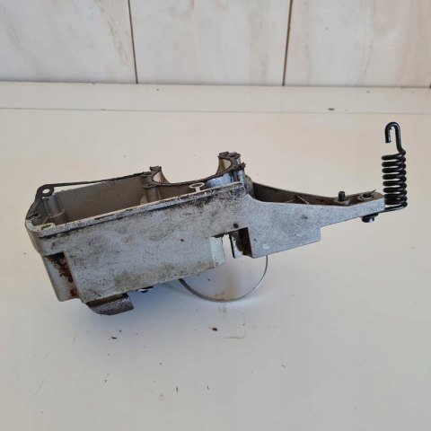 IKRA MOGATEC PKS 4240 KARTER OBUDOWA SILNIKA KORPUS IKRA MOGATEC PKS 4240 KARTER OBUDOWA SILNIKA KORPUS