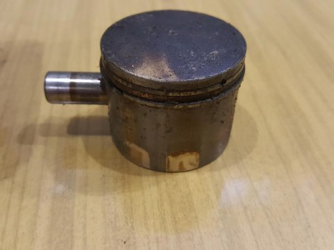 OLEO-MAC 244 F CYLINDER TŁOK KOMPLET OLEO-MAC 244 F CYLINDER TŁOK KOMPLET