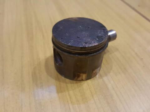 OLEO-MAC 244 F CYLINDER TŁOK KOMPLET OLEO-MAC 244 F CYLINDER TŁOK KOMPLET