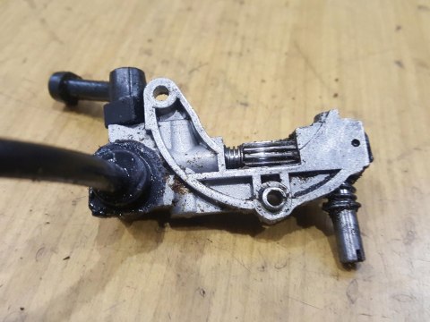 CHAIN SAW G5200 POMPA POMPKA OLEJU OLEJOWA CHAIN SAW G5200 POMPA POMPKA OLEJU OLEJOWA