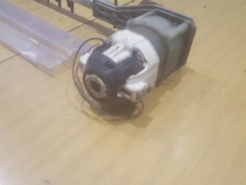 CHAMPION HTE 550 SILNIK WIRNIK LISTWA TNĄCA NÓŻ CHAMPION HTE 550 SILNIK WIRNIK LISTWA TNĄCA NÓŻ
