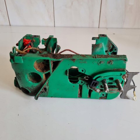IKRA KSB 3940 KARTER OBUDOWA SILNIKA ZBIORNIK IKRA KSB 3940 KARTER OBUDOWA SILNIKA ZBIORNIK