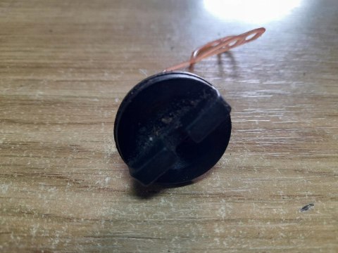 IKRA MOGATEC PCS 2525 KOREK WLEWU OLEJU IKRA MOGATEC PCS 2525 KOREK WLEWU OLEJU