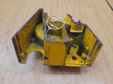 NAUTAC 236 KARTER OBUDOWA SILNIKA KORPUS BLOK NAUTAC 236 KARTER OBUDOWA SILNIKA KORPUS BLOK
