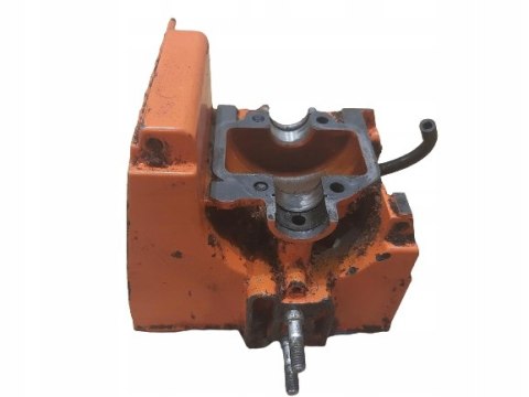 OLEO-MAC 234F KARTER OBUDOWA SILNIKA KORPUS OLEO-MAC 234F KARTER OBUDOWA SILNIKA KORPUS