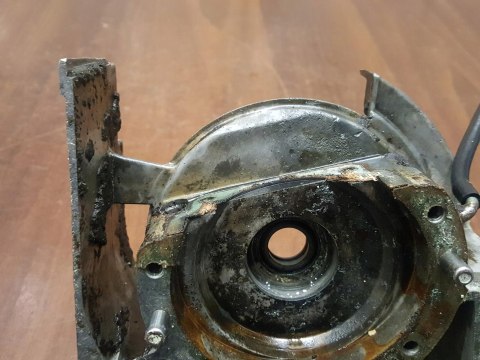 STIHL 041 AV KARTER OBUDOWA SILNIKA BLOK POŁÓWKA STIHL 041 AV KARTER OBUDOWA SILNIKA BLOK POŁÓWKA