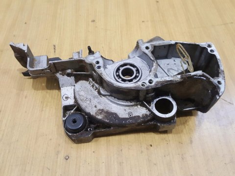 CHAIN SAW G5200 KARTER OBUDOWA SILNIKA KORPUS CHAIN SAW G5200 KARTER OBUDOWA SILNIKA KORPUS